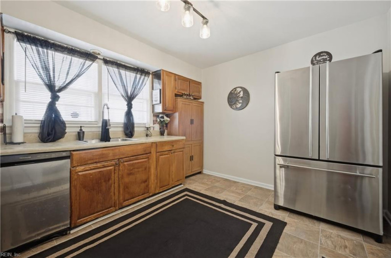 Photo 8 of 37 residential for sale in Norfolk virginia Photo 8 of 37 residential for sale in Norfolk virginia