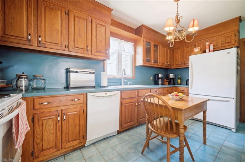 Photo 11 of 48 residential for sale in Chesapeake virginia Photo 11 of 48 residential for sale in Chesapeake virginia
