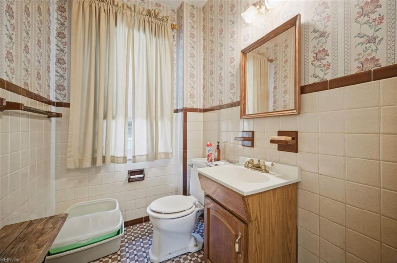 Photo 13 of 48 residential for sale in Chesapeake virginia Photo 13 of 48 residential for sale in Chesapeake virginia