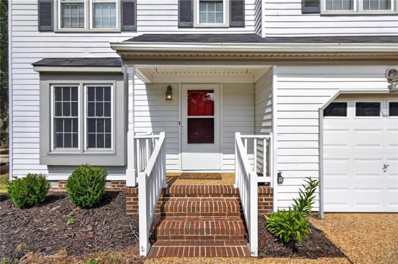 Photo 4 of 50 residential for sale in Newport News virginia Photo 4 of 50 residential for sale in Newport News virginia