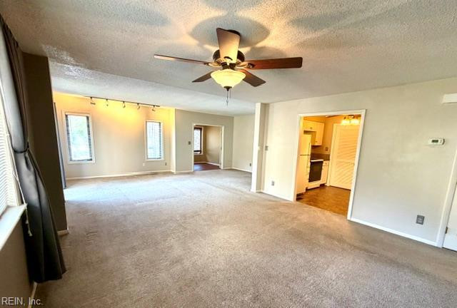 Photo 13 of 21 residential for sale in Virginia Beach virginia