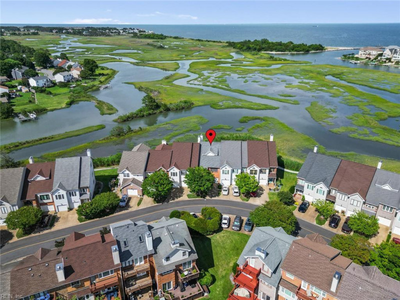Photo 10 of 47 residential for sale in Hampton virginia