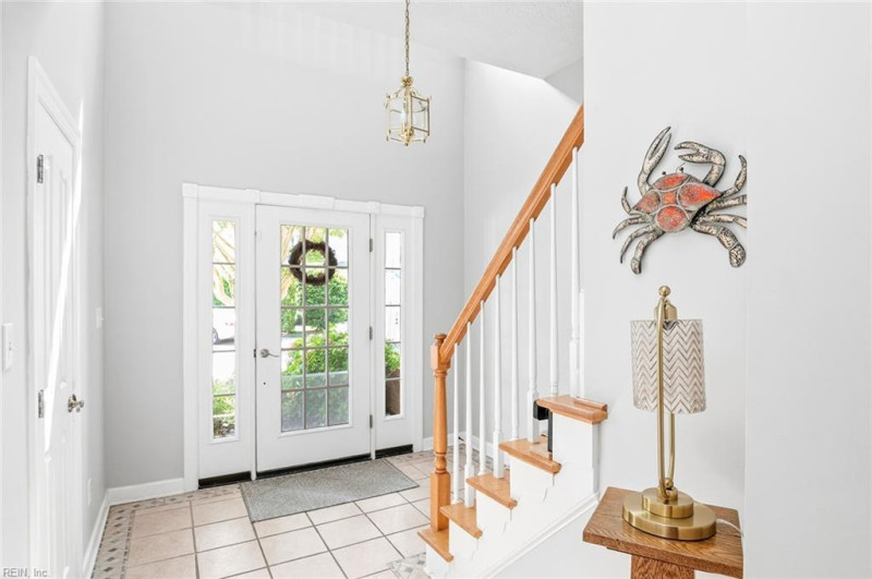 Photo 13 of 47 residential for sale in Hampton virginia