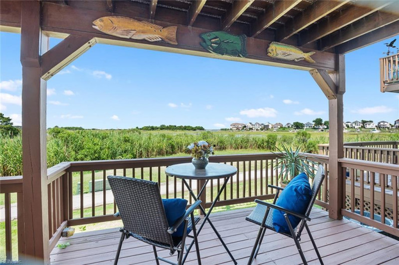 Photo 15 of 47 residential for sale in Hampton virginia