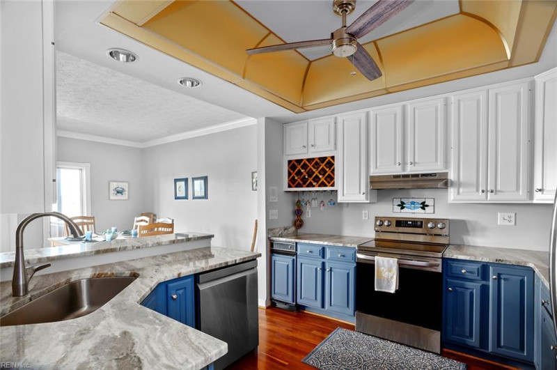 Photo 22 of 47 residential for sale in Hampton virginia