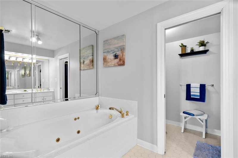Photo 36 of 47 residential for sale in Hampton virginia