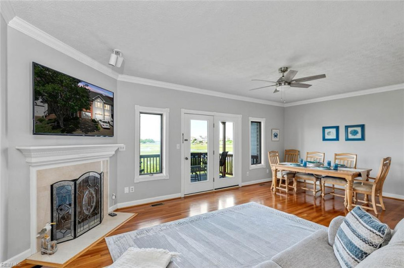 Photo 4 of 47 residential for sale in Hampton virginia