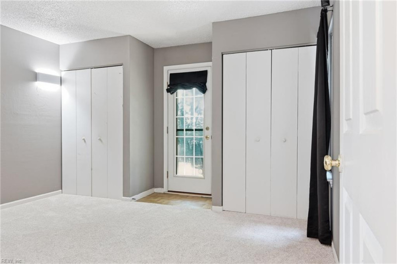 Photo 17 of 29 residential for sale in Hampton virginia