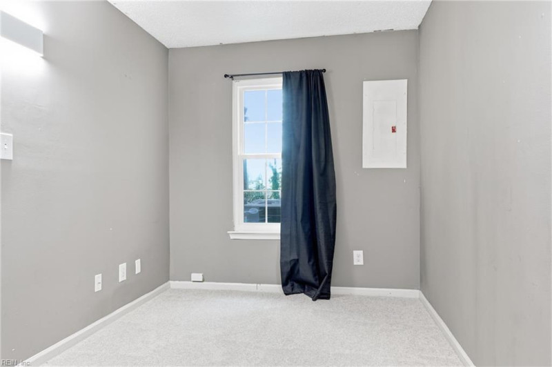 Photo 19 of 29 residential for sale in Hampton virginia