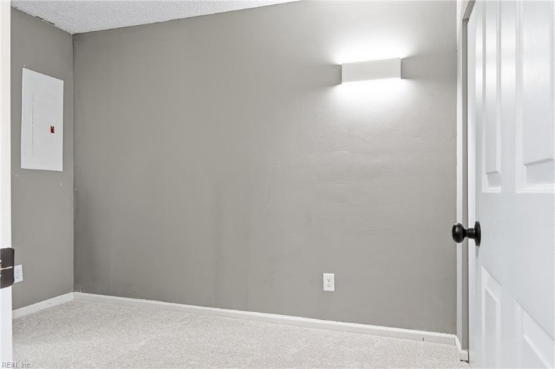 Photo 20 of 29 residential for sale in Hampton virginia