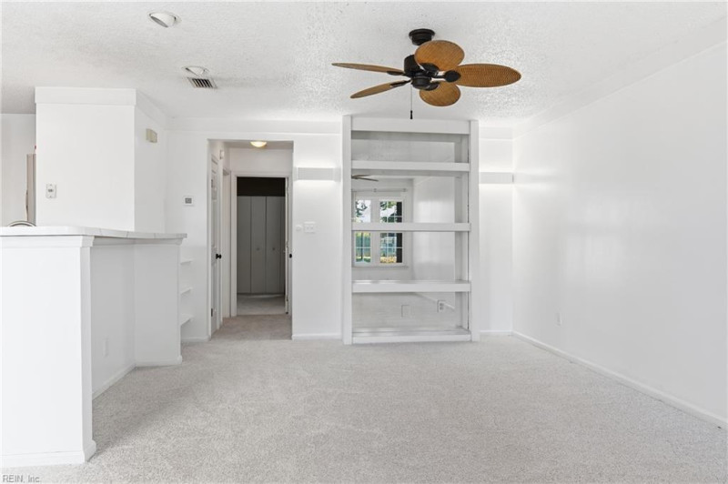 Photo 5 of 29 residential for sale in Hampton virginia