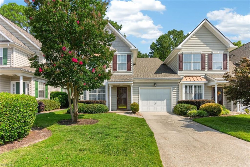 Photo 2 of 38 residential for sale in Portsmouth virginia