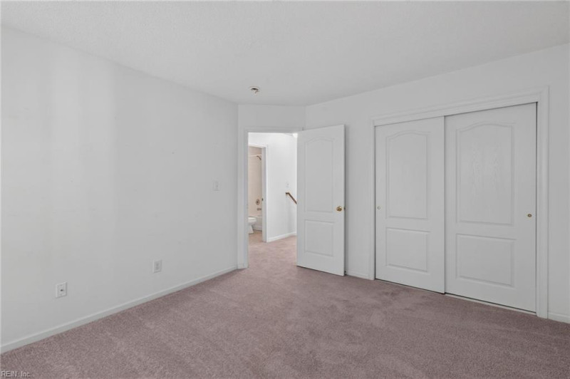 Photo 23 of 38 residential for sale in Portsmouth virginia