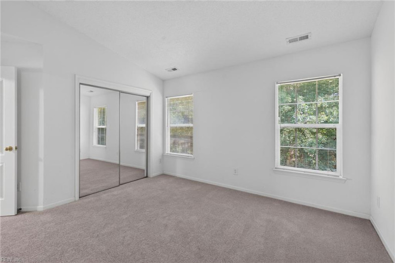 Photo 25 of 38 residential for sale in Portsmouth virginia