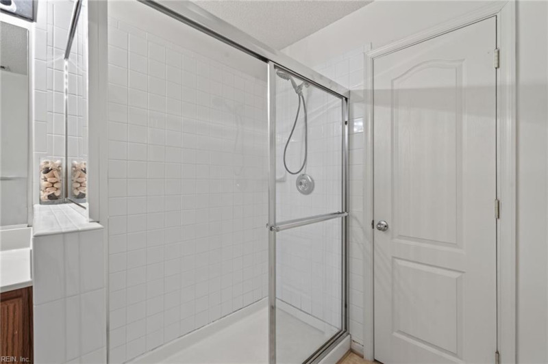 Photo 28 of 38 residential for sale in Portsmouth virginia