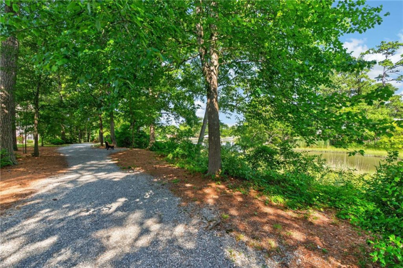 Photo 36 of 38 residential for sale in Portsmouth virginia