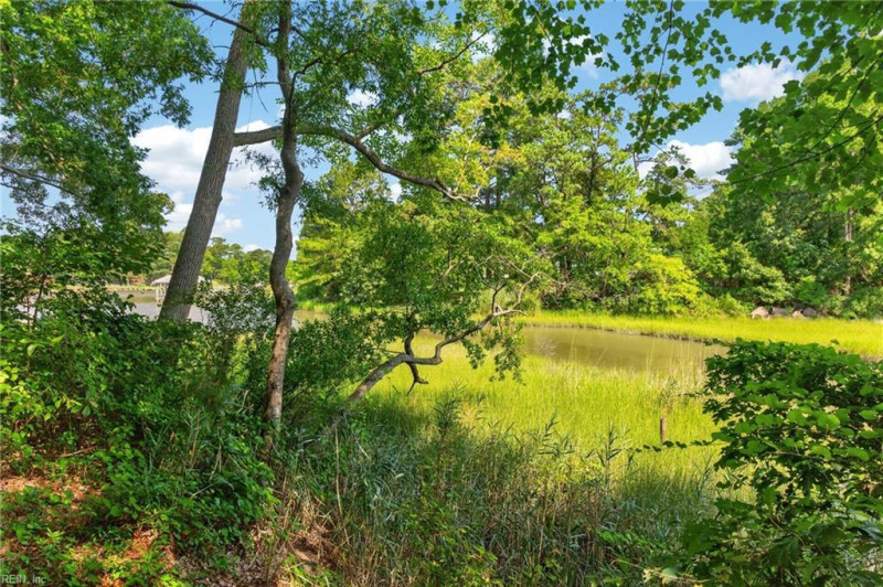 Photo 37 of 38 residential for sale in Portsmouth virginia
