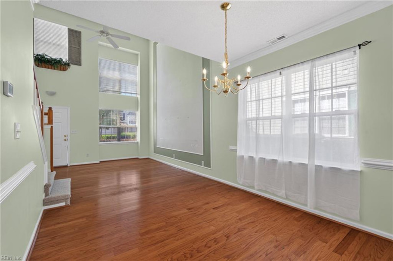 Photo 9 of 38 residential for sale in Portsmouth virginia