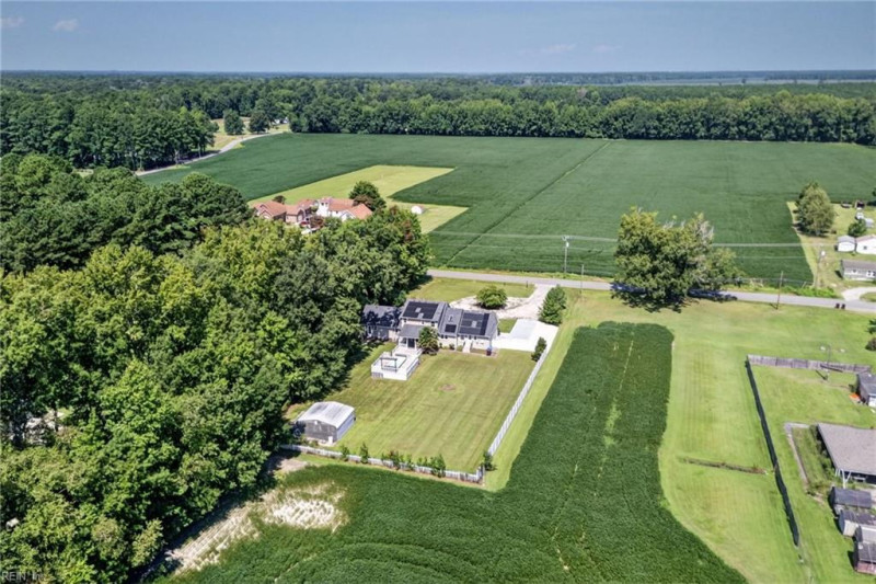 Photo 34 of 37 residential for sale in Chesapeake virginia