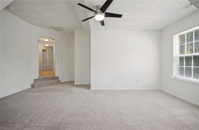 Photo 18 of 40 residential for sale in Virginia Beach virginia