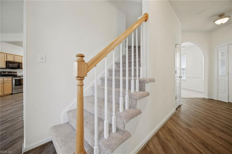 Photo 5 of 40 residential for sale in Virginia Beach virginia