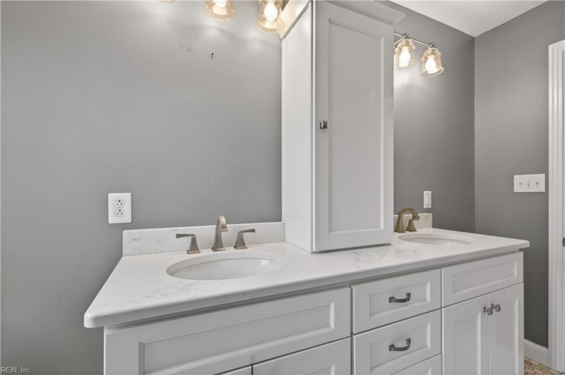 Photo 17 of 28 residential for sale in Chesapeake virginia Photo 17 of 28 residential for sale in Chesapeake virginia