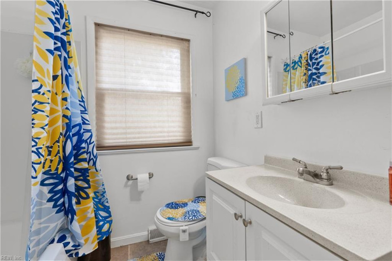 Photo 8 of 39 residential for sale in Hampton virginia Photo 8 of 39 residential for sale in Hampton virginia