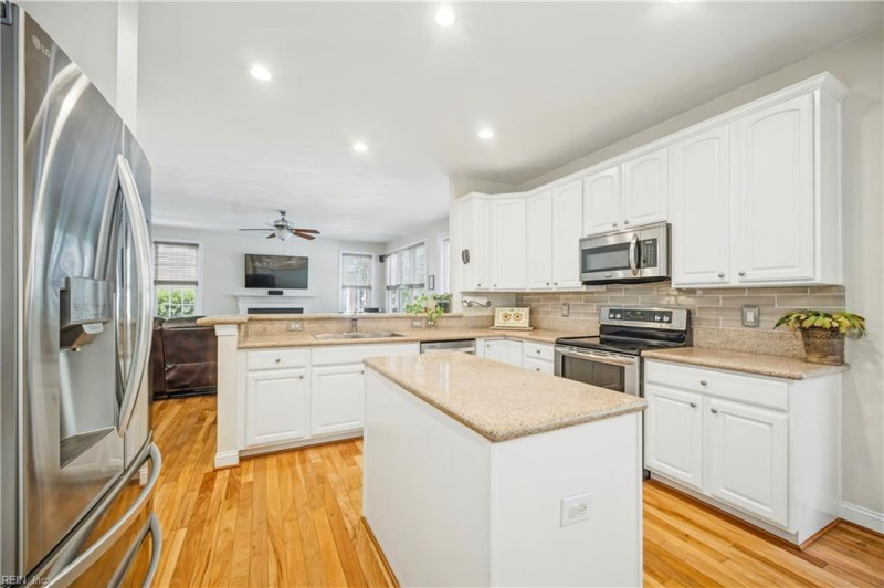 Photo 9 of 36 residential for sale in Virginia Beach virginia Photo 9 of 36 residential for sale in Virginia Beach virginia