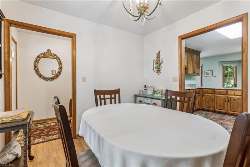 Photo 9 of 41 residential for sale in York County virginia