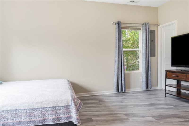 Photo 6 of 16 residential for sale in Portsmouth virginia Photo 6 of 16 residential for sale in Portsmouth virginia