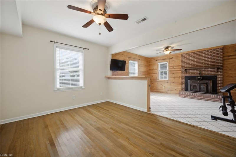 Photo 21 of 47 residential for sale in Hampton virginia