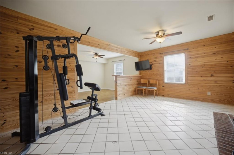 Photo 23 of 47 residential for sale in Hampton virginia