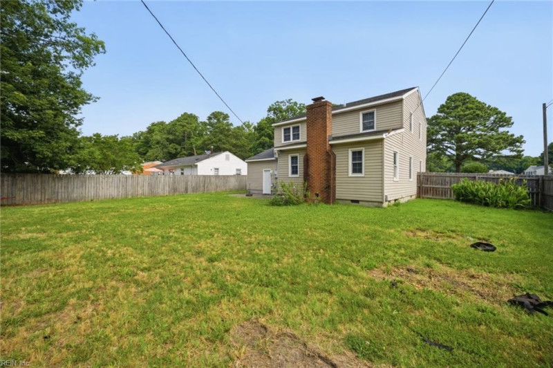 Photo 27 of 47 residential for sale in Hampton virginia