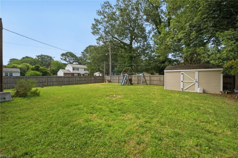 Photo 28 of 47 residential for sale in Hampton virginia