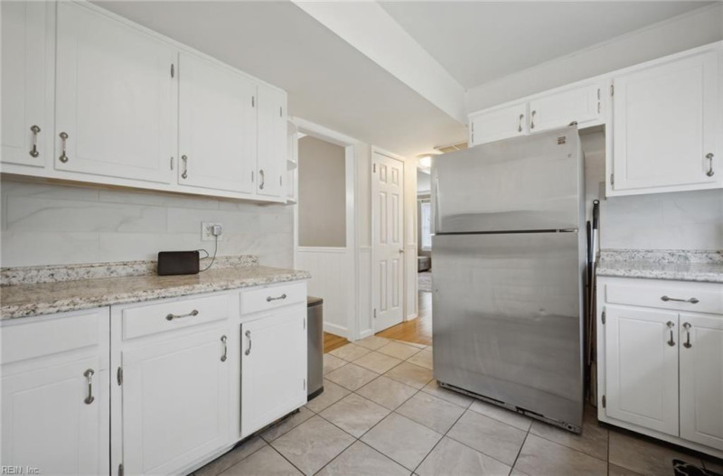 Photo 9 of 47 residential for sale in Hampton virginia