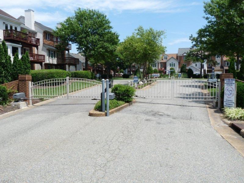 Photo 43 of 46 residential for sale in Hampton virginia Photo 43 of 46 residential for sale in Hampton virginia