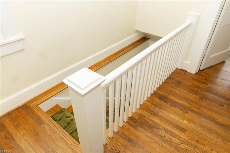 Photo 27 of 32 residential for sale in Portsmouth virginia