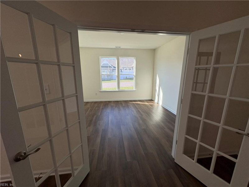 Photo 6 of 42 residential for sale in Isle of Wight County virginia
