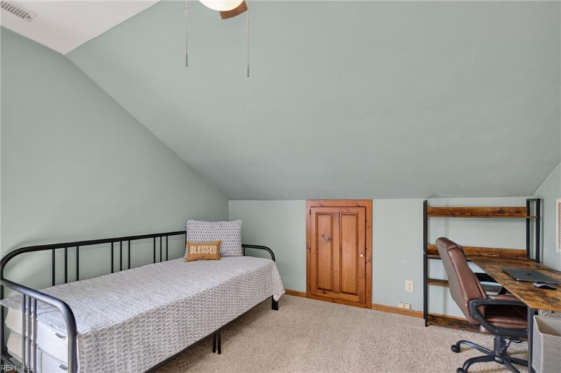 Photo 21 of 32 residential for sale in Chesapeake virginia