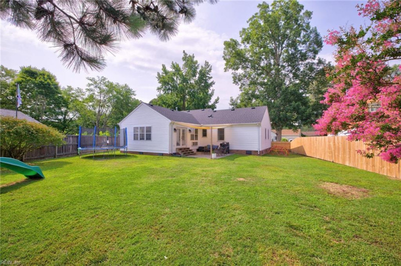Photo 26 of 32 residential for sale in Chesapeake virginia