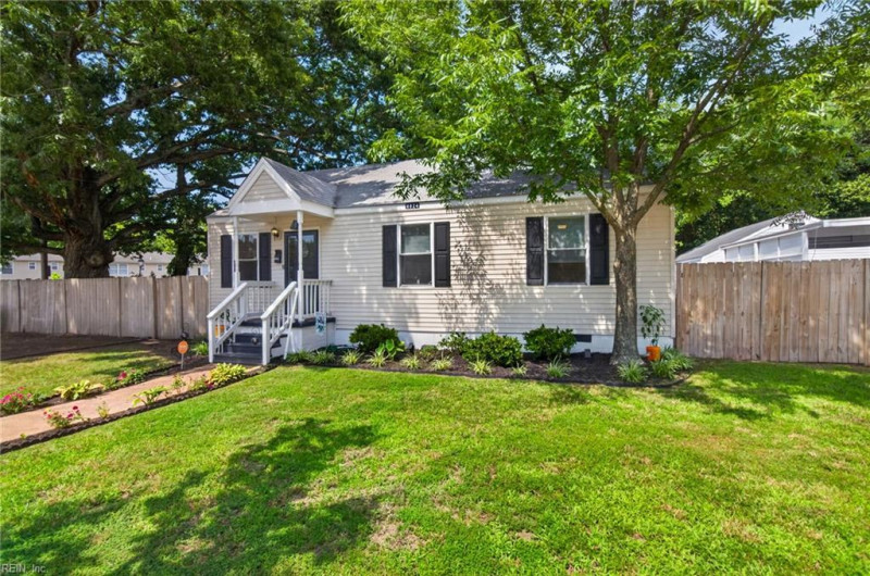 Photo 2 of 31 residential for sale in Norfolk virginia Photo 2 of 31 residential for sale in Norfolk virginia