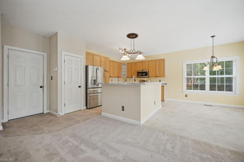 Photo 13 of 50 residential for sale in Chesapeake virginia Photo 13 of 50 residential for sale in Chesapeake virginia