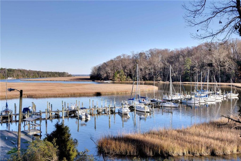 Photo 34 of 39 residential for sale in York County virginia