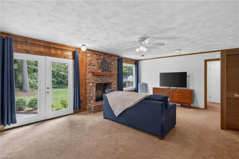 Photo 14 of 50 residential for sale in Suffolk virginia