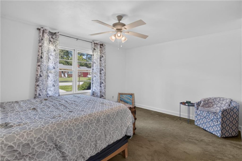 Photo 22 of 50 residential for sale in Suffolk virginia