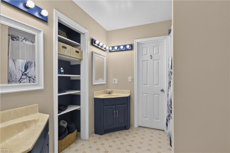 Photo 30 of 50 residential for sale in Suffolk virginia