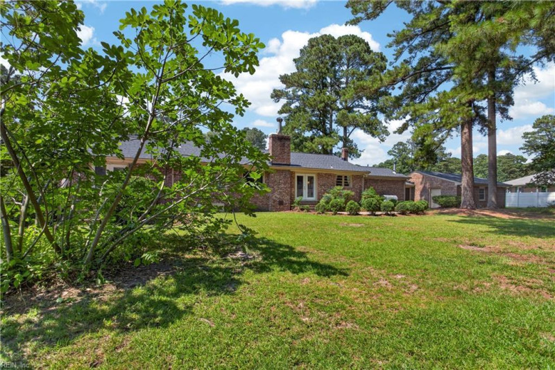 Photo 45 of 50 residential for sale in Suffolk virginia