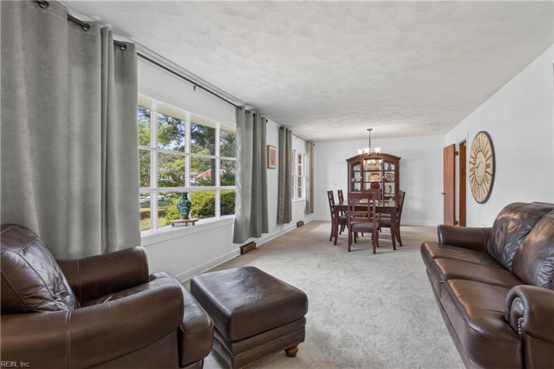 Photo 5 of 50 residential for sale in Suffolk virginia