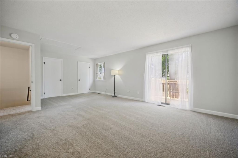 Photo 8 of 48 residential for sale in Virginia Beach virginia
