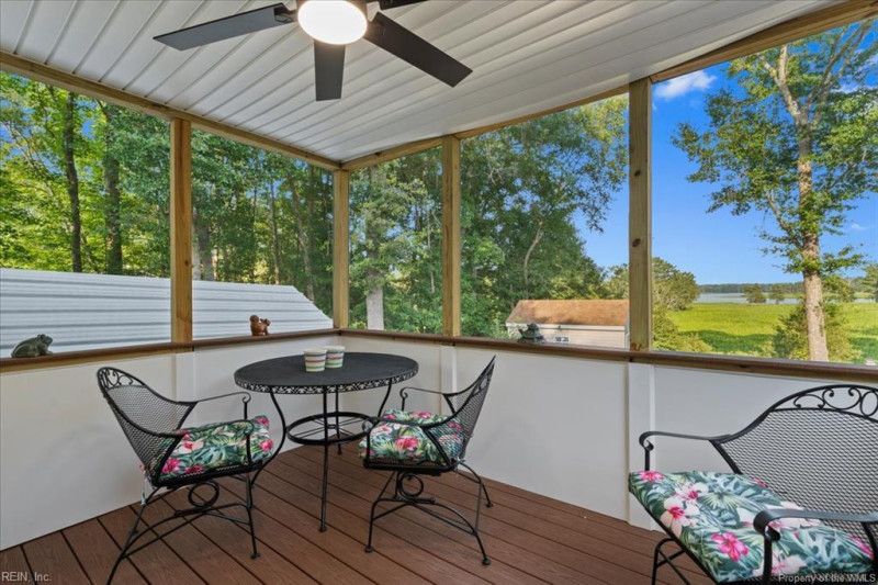 Photo 10 of 49 residential for sale in New Kent County virginia